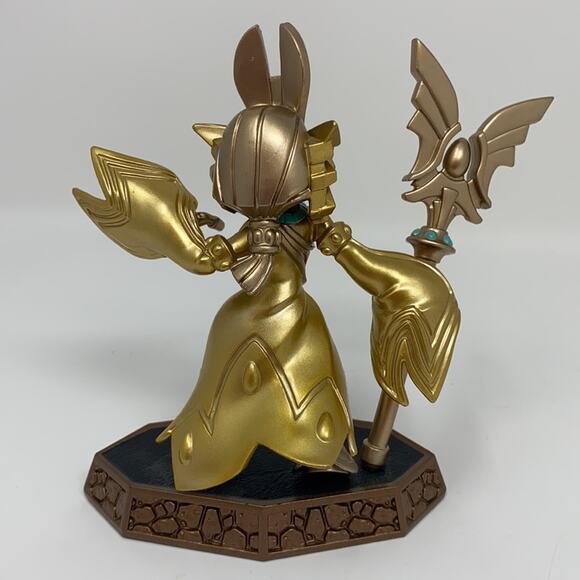 Skylanders Villain Sensei Golden Queen Figure - Picture 3 of 5